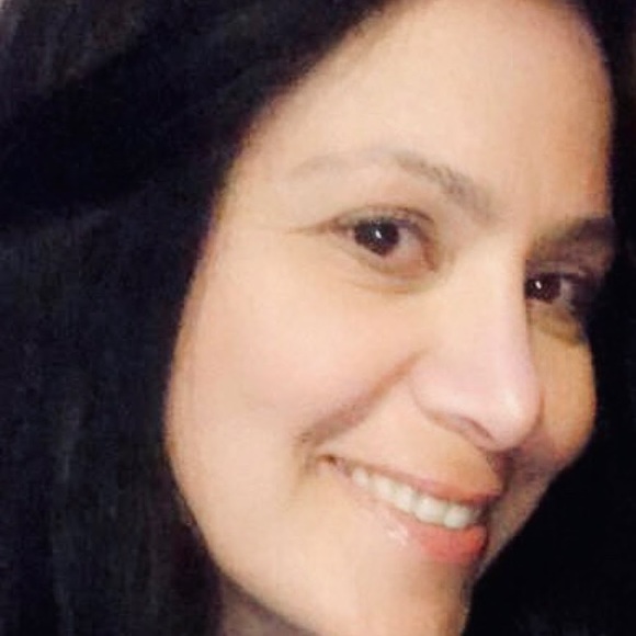 Meet your Posher, Lidia - Picture 1 of 1